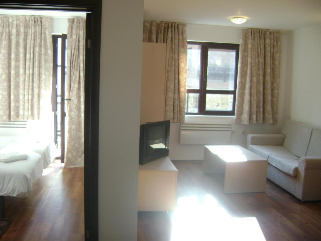 Gondola Apartments & Suites Bansko Værelse billede